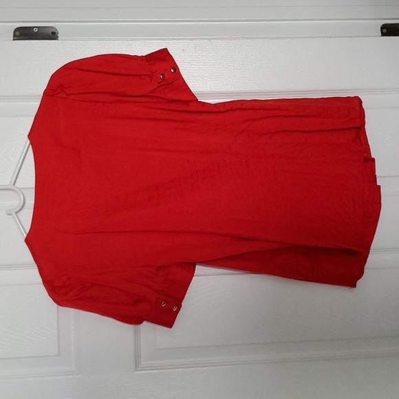 Banana Republic red bottom down. - Picture 5 of 6
